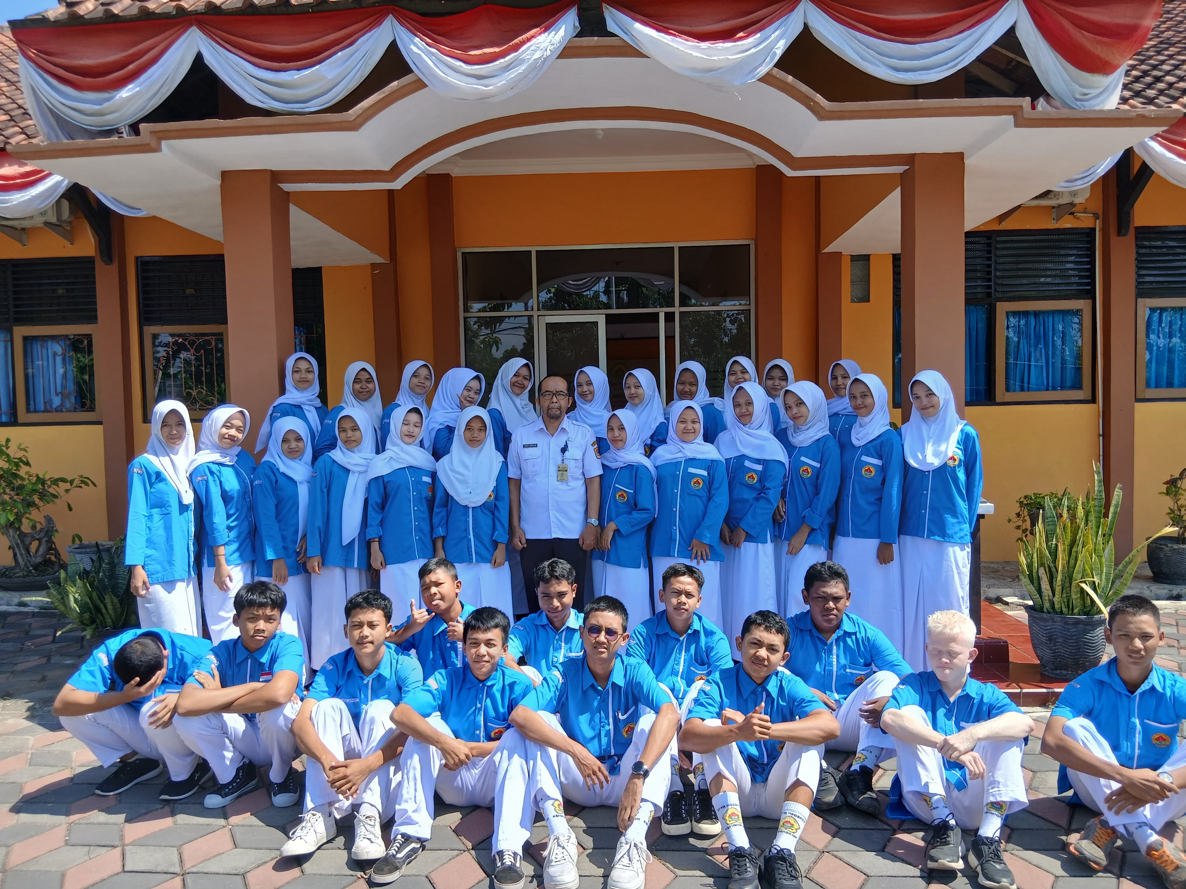Foto Bersama Kelas